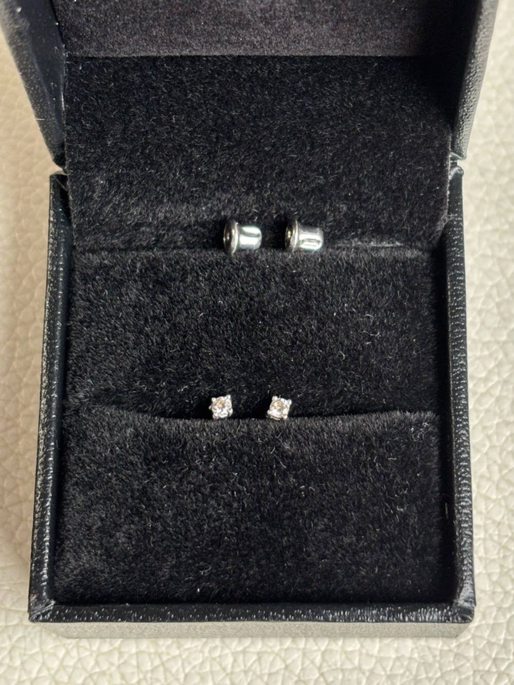 Sterling Silver Diamond? Stud Earrings 925 Silver - Picture 3 of 9